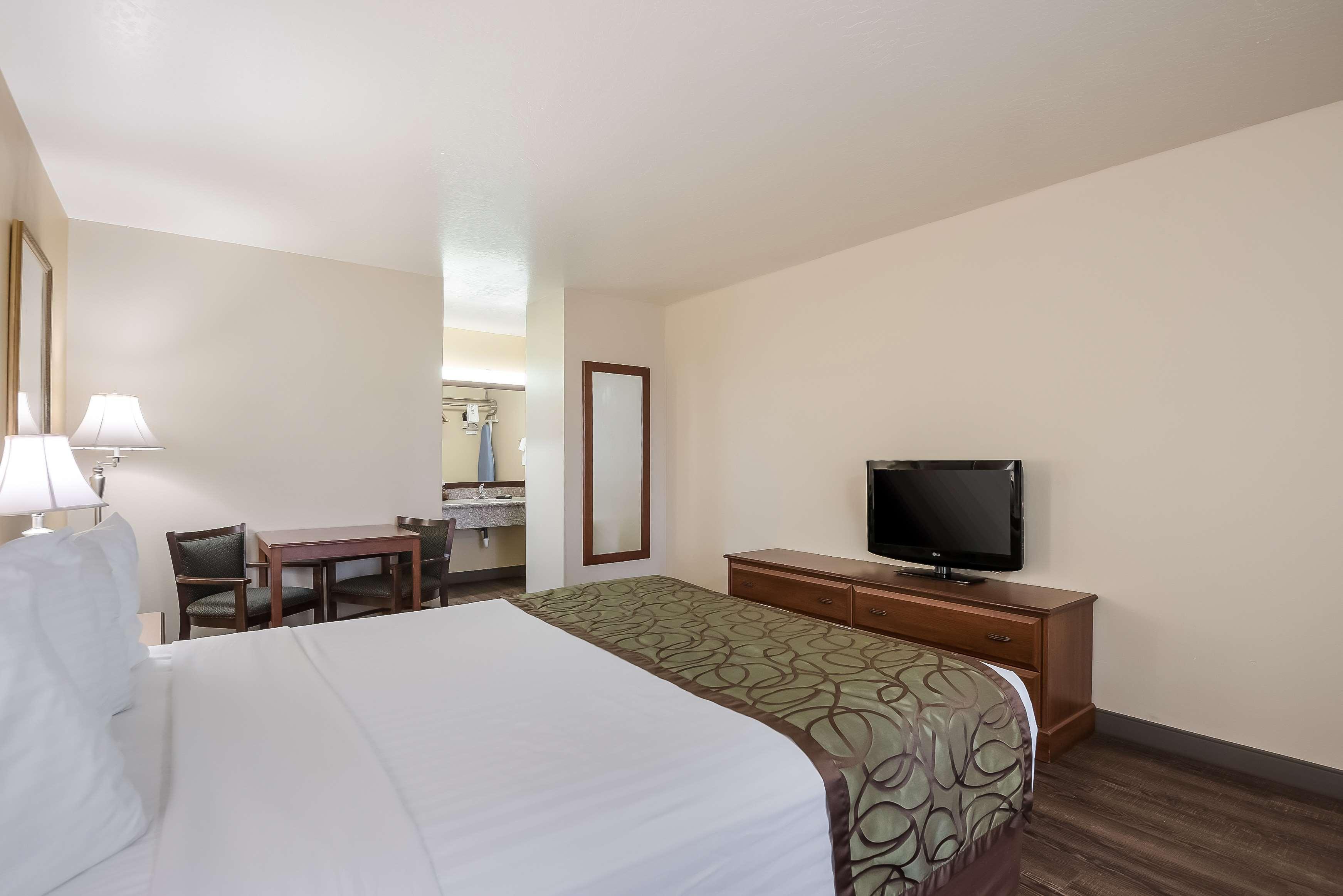 Surestay Hotel By Best Western Фърнли Екстериор снимка