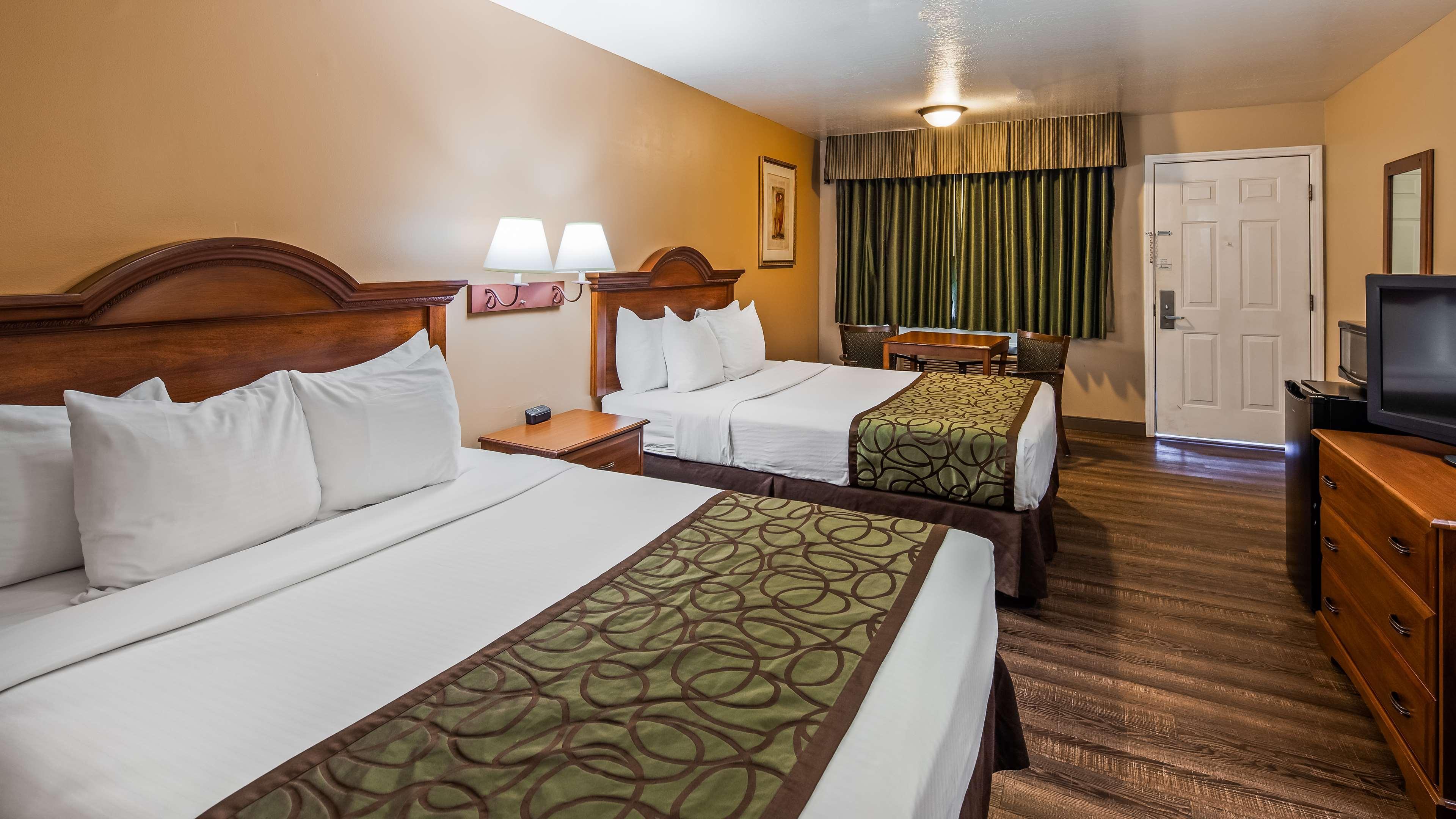 Surestay Hotel By Best Western Фърнли Екстериор снимка