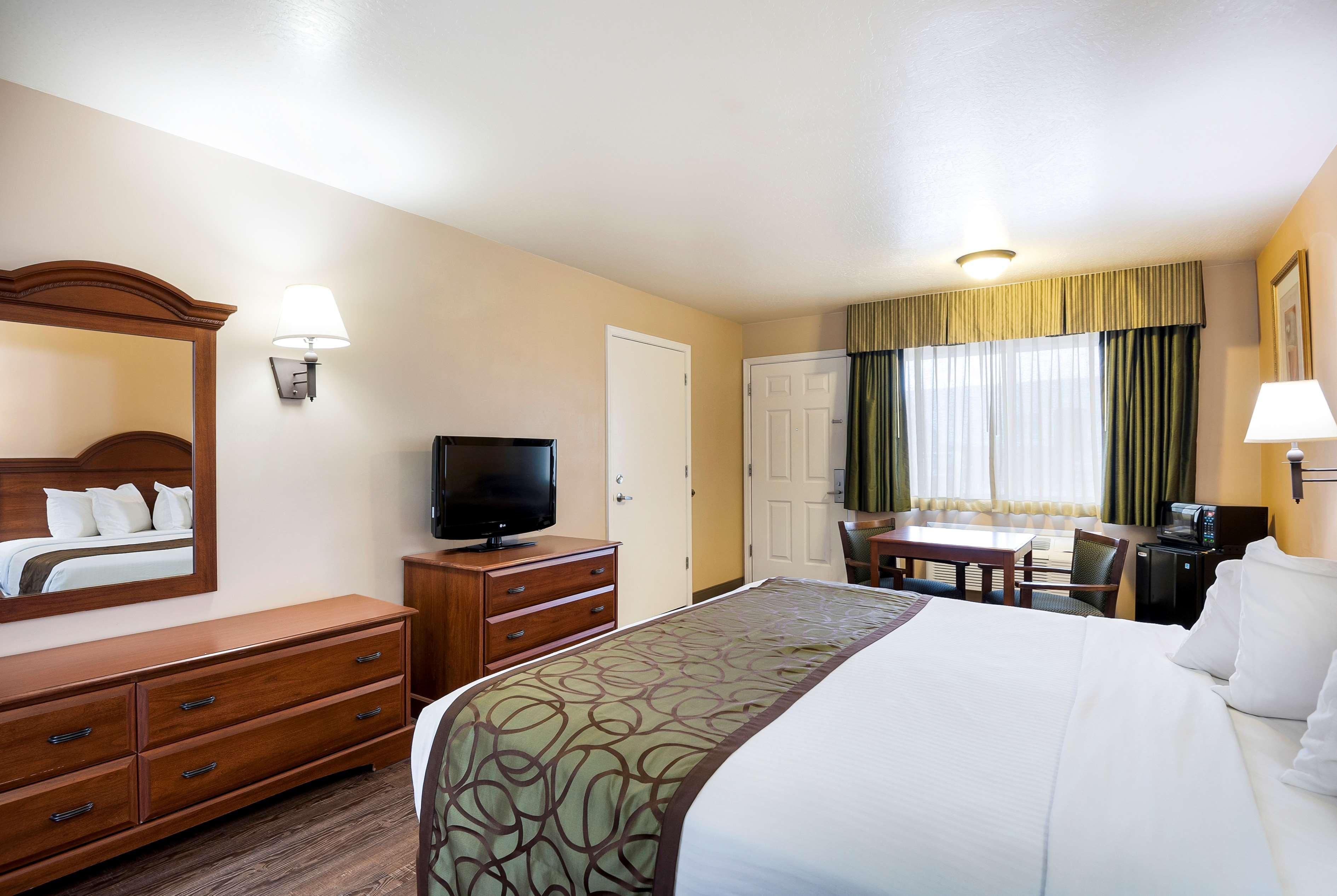 Surestay Hotel By Best Western Фърнли Екстериор снимка